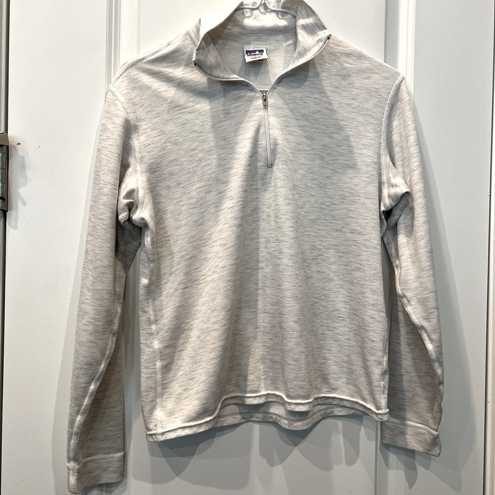 Patagonia half zip pullover